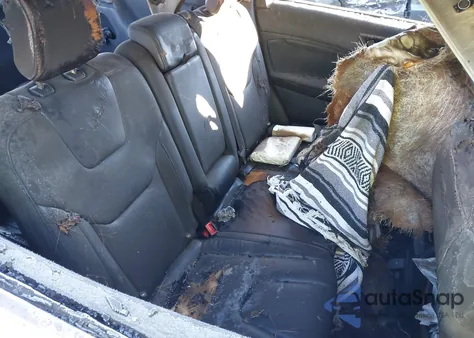 2019 Ford Edge Titanium z USA, uszkodzony, nr VIN 2FMPK4K93KBC02128